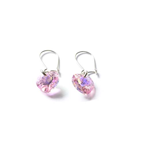 Edelstahl Ohrhänger mit Herz Kristallen in der Farbe Crystal Light Rose Aurore Boreale