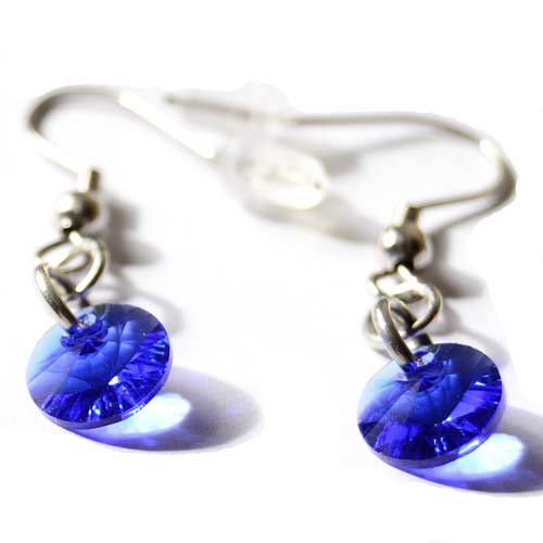 Edelstahl Ohrhänger mit Rivoli Kristallen in der Farbe Crystal Majestic Blue