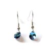 Edelstahl Ohrhänger mit Tropfen Kristallen in der Farbe Crystal Bermuda Blue