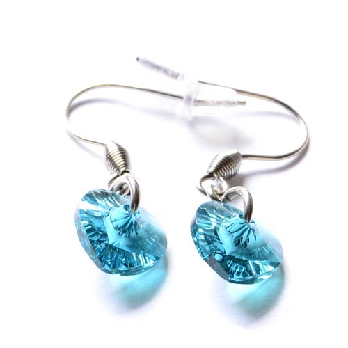 Edelstahl Ohrhänger mit Swarovski Xilion Herz Crystal Blue Zircon