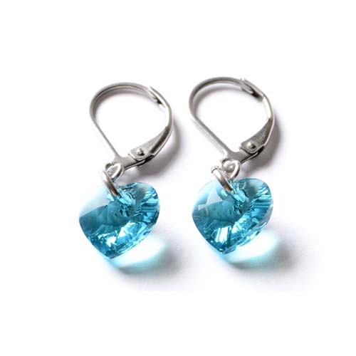 Edelstahl Ohrhänger/ Brisuren mit Herz Kristallen in der Farbe Crystal Blue Zircon
