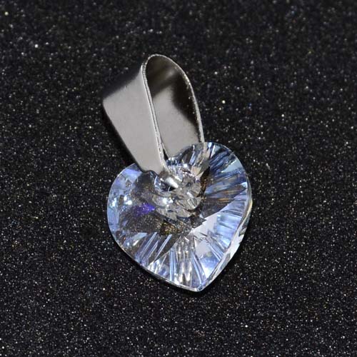 Swarovski XILION Herz Kristall Anhänger Crystal Moonlight